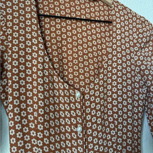 Elegant Polka Dot Maxi Dress - Picture 6 of 12